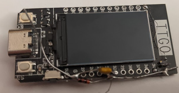 Wiring an Oscillator